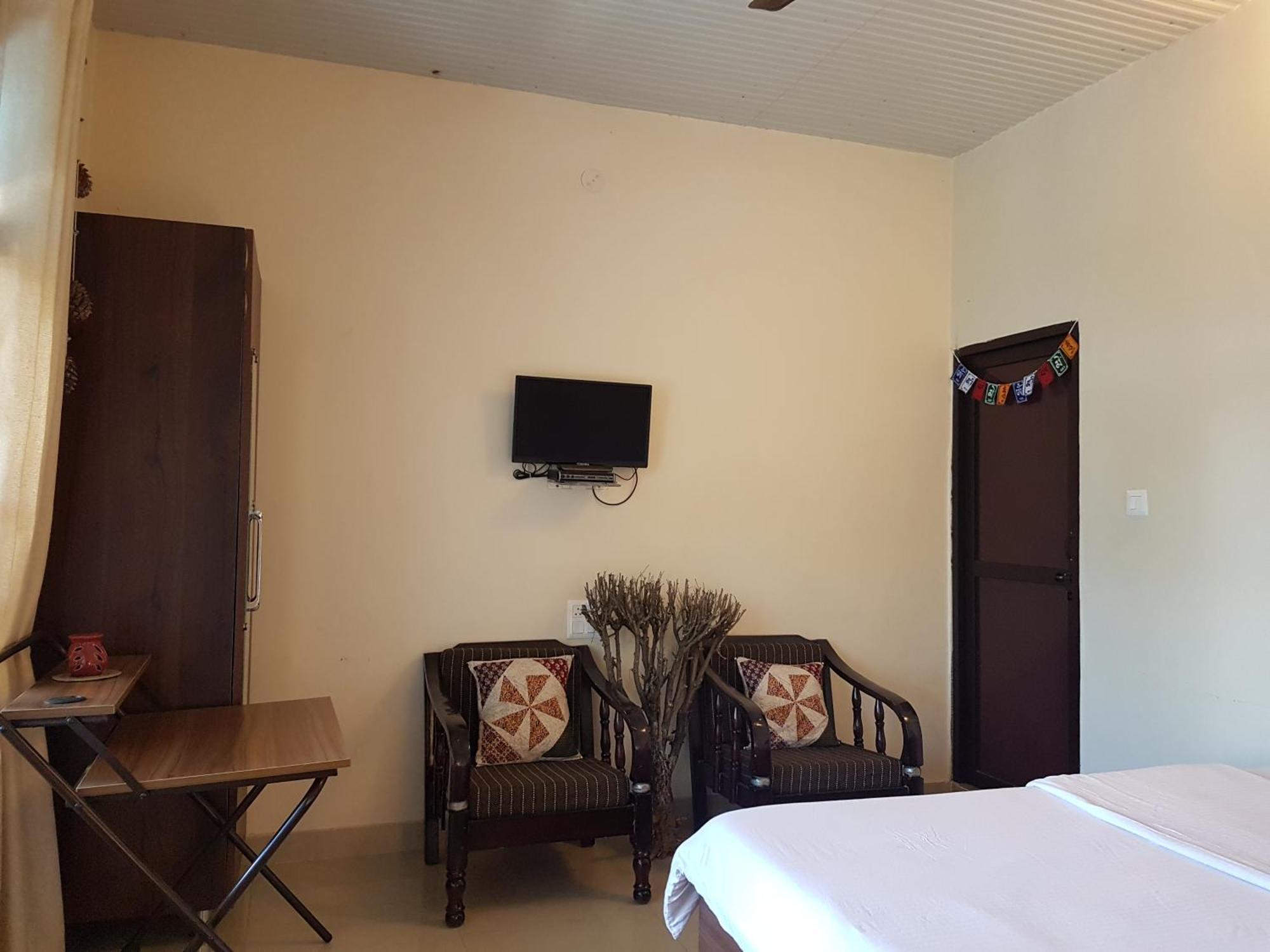 Aditya Homestay Bir-Billing Surrounded By Mountains Exteriör bild