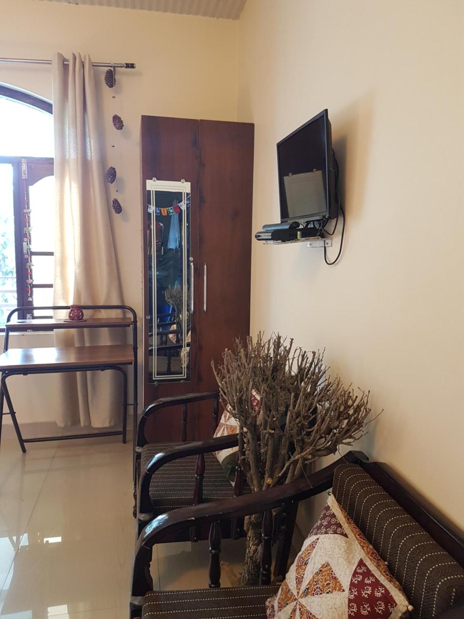 Aditya Homestay Bir-Billing Surrounded By Mountains Exteriör bild