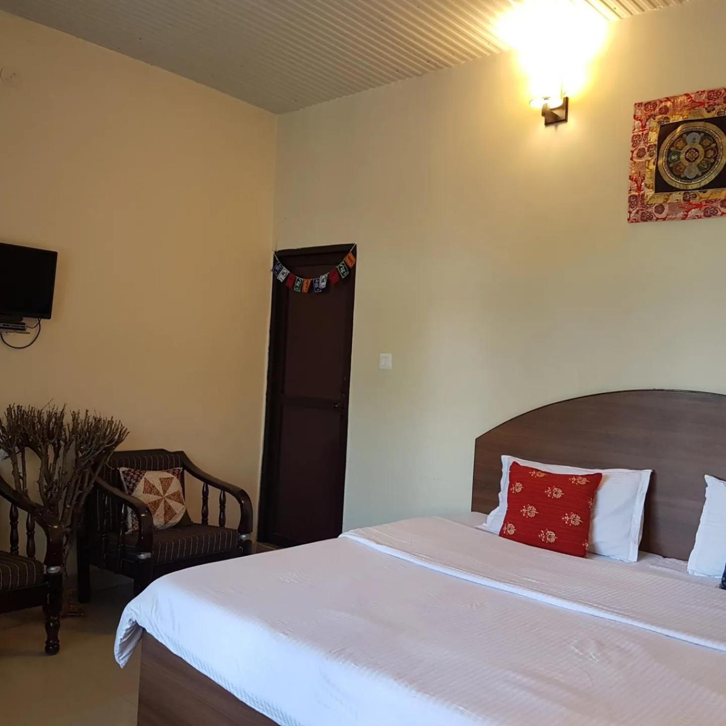 Aditya Homestay Bir-Billing Surrounded By Mountains Exteriör bild